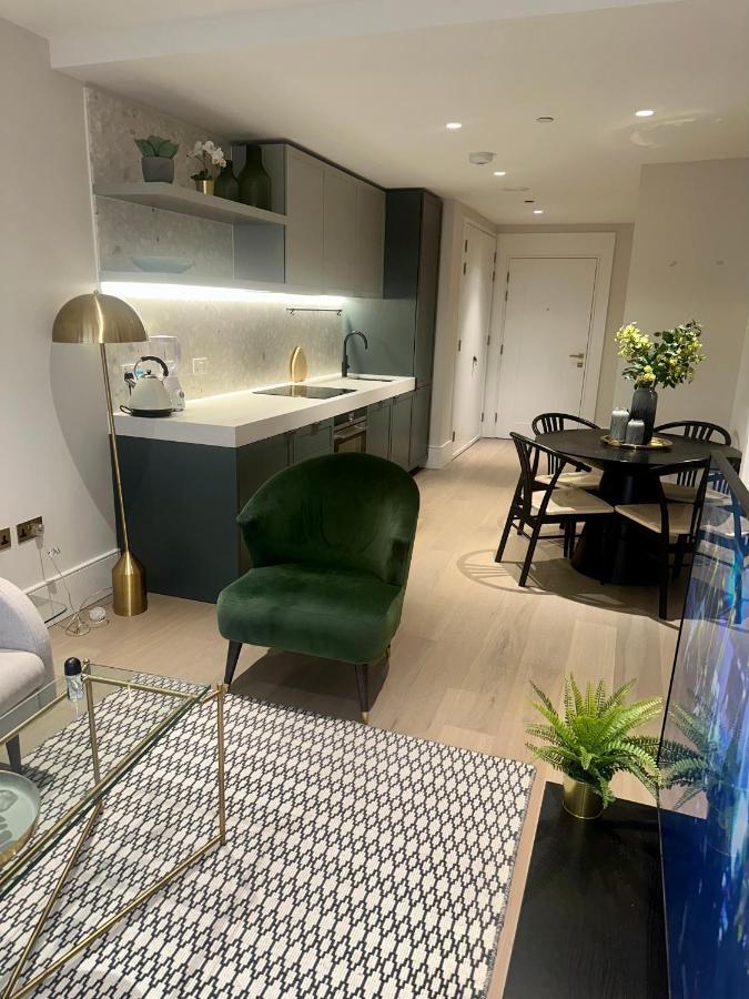 Godson Luxury One Bed Apartment Лондон Екстериор снимка