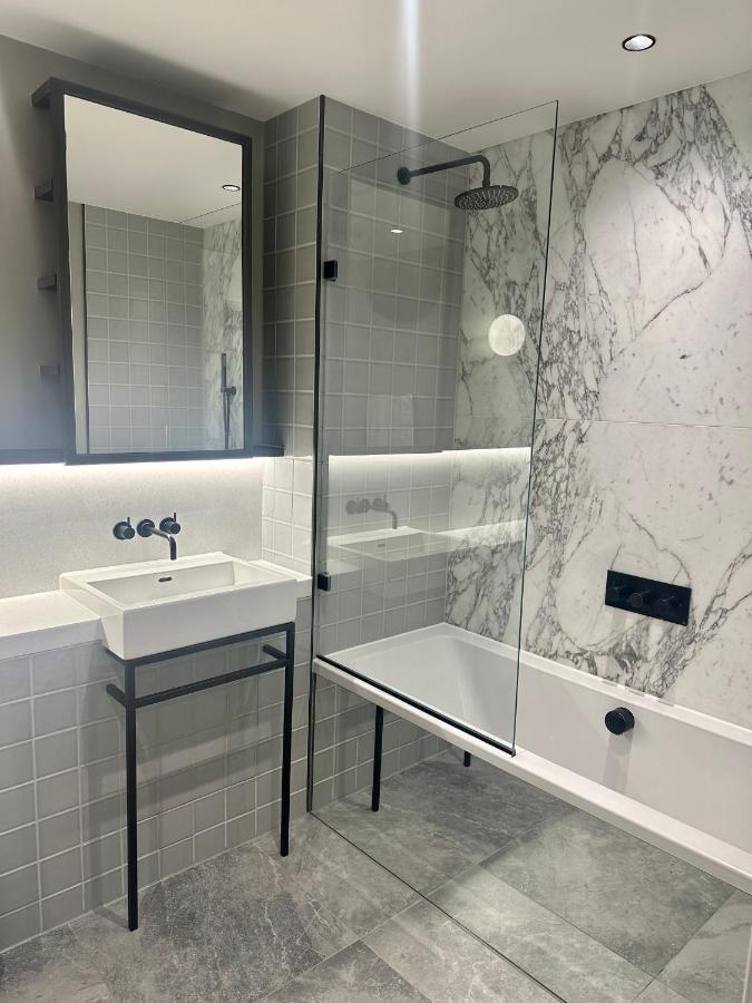 Godson Luxury One Bed Apartment Лондон Екстериор снимка