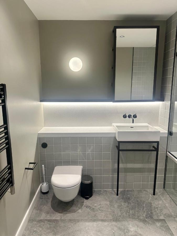Godson Luxury One Bed Apartment Лондон Екстериор снимка